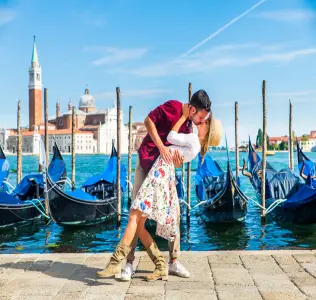 Europe Group Tour For Vacation 2025