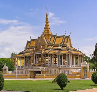 Simply Phnom Penh Tour Package from Bangladesh