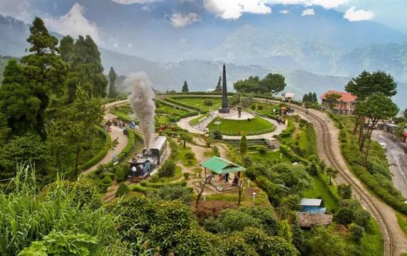 Darjeeling & Kalimpong Tour with Mirik from Bangladesh Image