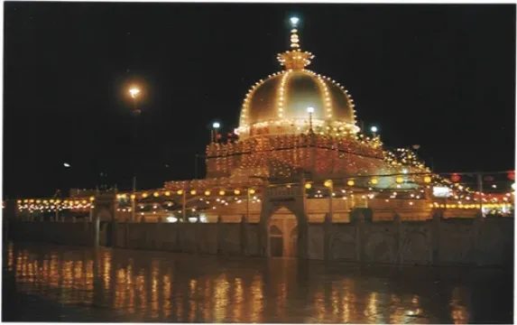 Delhi Agra Jaipur Group Tour Package from Bangladesh Image