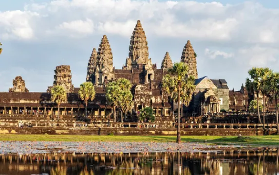 SPECIAL VIETNAM + CAMBODIA HIGHLIGHTS PACKAGE TOUR Image